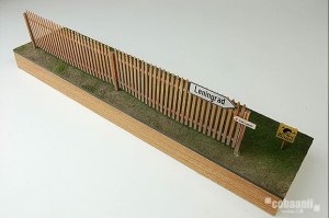 画像1: コバアニ模型工房[FS-022]1/35 ヨーロッパの柵セットB(道標付） (1)