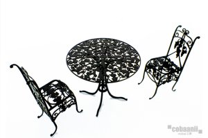 画像1: コバアニ模型工房[IF-002]1/12アイアン丸テーブルとチェアー(黒） (1)