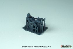画像2: DEF.MODEL[DF72004]1/72 現用 韓国空軍 KF-21パイロットフィギュア(アカデミー用 1体入)