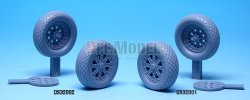 画像3: DEF.MODEL[DS32002]1/32 F4U コルセア 自重変形メインタイヤ 2（タミヤ用1/32）