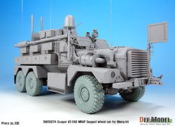 画像3: DEF.MODEL[DW35074]アメリカ クーガー 6X6 Mrap 自重変形タイヤ Set 2 スペアホイール（モンモデル用）