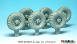画像2: DEF.MODEL[DW35079]イギリス サラディン MK.II 自重変形タイヤ（ドラゴン用）