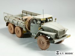 画像9: E.T.MODEL[P35-116]1/35 ロシアURAL-4320軍用ラック用自重変形タイヤセット(トランペッター用)