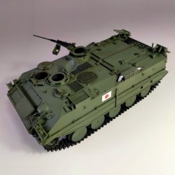 画像3: えときんモデル[ETK3506]1/35 ７３式装甲車フロート付き（朝霞観閲パレード仕様）