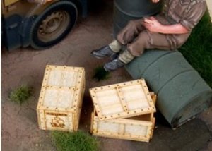 画像1: 本物の木箱シリーズ[No.2]1/35 WW2 イギリス コンポレーションボックス（2組入り） (1)