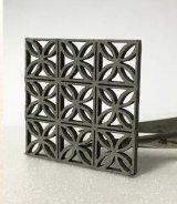自由人[No.3502002]1/35　装飾用コンクリートブロックタイプA 花型(32個入)