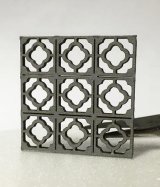 自由人[No.3502003]1/35　装飾用コンクリートブロックタイプB 菱形(32個入)