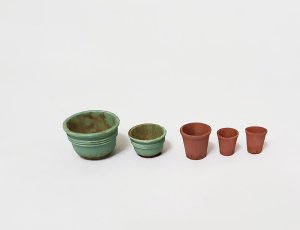 画像1: 自由人[No.3504007]1/35　瀬戸物鉢とプラ製テラコッタ植セット (1)