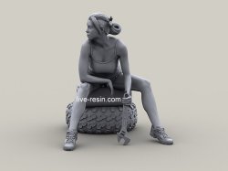 画像4: Live Resin[LRM35037]1/35 Girl rider playing with monkey wrench (recommended to use with LRE-35318 Polaris MV 850 ATV quad bike Live Resin set)