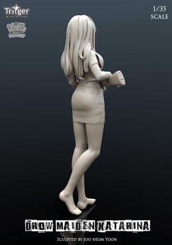 画像3: ナッツプラネット[T35027]1/35 ドローメイデンカタリナ 次の目標を定める乙女