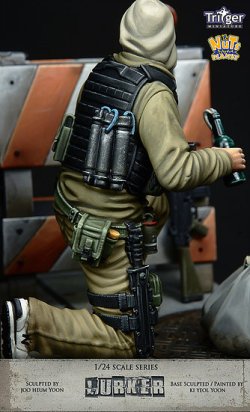 画像9: ナッツプラネット[T75015]1/24 ルッカー 火炎瓶で待ち伏せる男