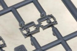 画像5: ラウペンモデル[RM35-003]1/35 陸上自衛隊10式戦車用連結可動式キャタピラ 生産第1ロット（C1）