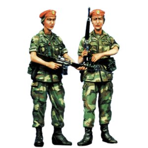 画像1: SOL MODEL[MM011]1/35 MILITARY POLICEWOMAN 16th MP BDE GRENADA 1983 (1)