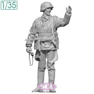 画像1: SOL MODEL[MM898]1/35 WWII ドイツ 対戦車砲兵 指揮官 (1)