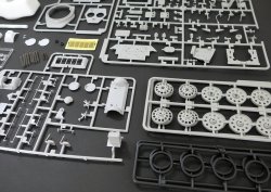画像6: ピッグモデル[PIG35-009]1/35 T-34/122 (U-22 自走砲)第8 & 第183工場