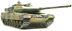 画像1: タミヤ[TAM35271] 1/35ドイツ連邦軍主力戦車レオパルト2 A6 (1)