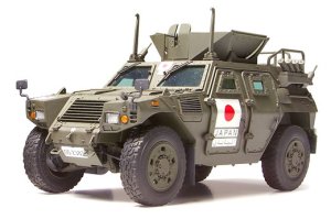 画像1: タミヤ[TAM35275]陸上自衛隊 軽装甲機動車 イラク派遣仕様 (1)