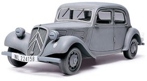 画像1: タミヤ[TAM32517] 1/48 シトロエン11CV スタッフカー (1)