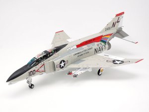 画像1: タミヤ[TAM61121] 1/48 マクダネル・ダグラス F-4B ファントムII (1)