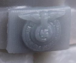 画像1: The Bodi[TBO35216]1/35 WW.II ドイツ武装親衛隊ベルトバックル (18個入)