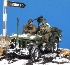 画像1: The Bodi[TBO35036]1/35 ウィリス・ジープ用米軍将校とドライバーセット (タミヤ用) (1)