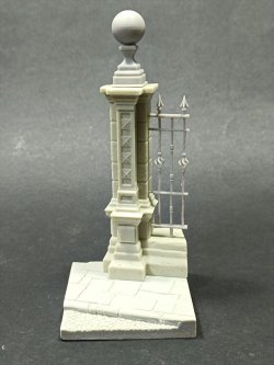 画像2: VG DioModels[VG64320]1/32(54mm) 汎用 フィギュアベース 鉄格子フェンス付門柱