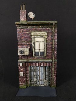 画像1: VG DioModels[VG64505]1/35 汎用 ジオラマベース 商店のファサード