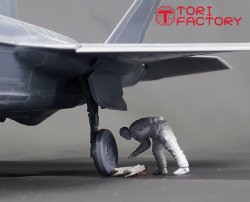 画像14: トリファクトリー[MF-40C]1/72 アメリカ空軍F-35グランドクルーセット