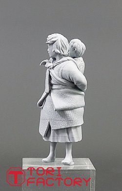 画像13: トリファクトリー[MF-34A]1/35 朝鮮戦争 弟を背負う幼い姉