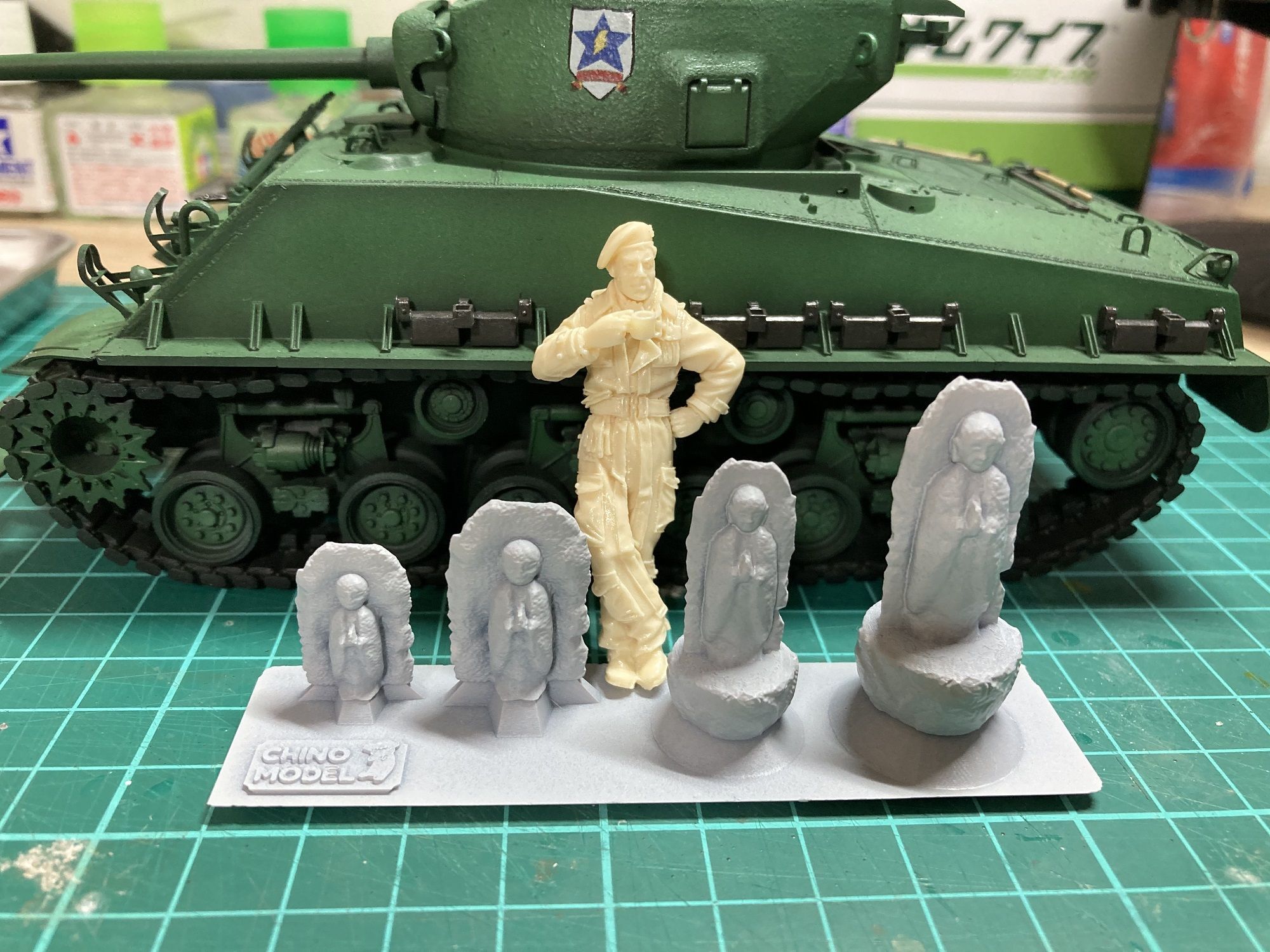 Amazon | ジオラマ 8点セット 1:144 パッチワーク 戦車キット