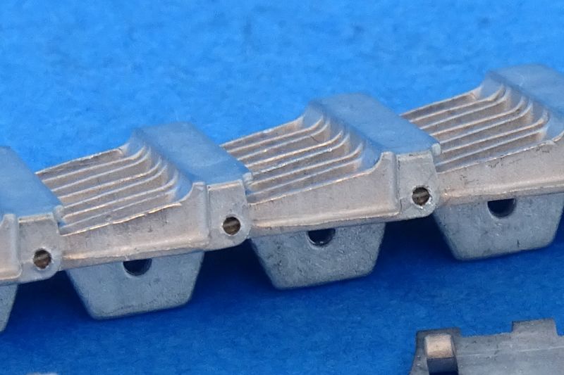 Master Club[MTL-35177]1/35 カール自走砲連結可動履帯 後期型