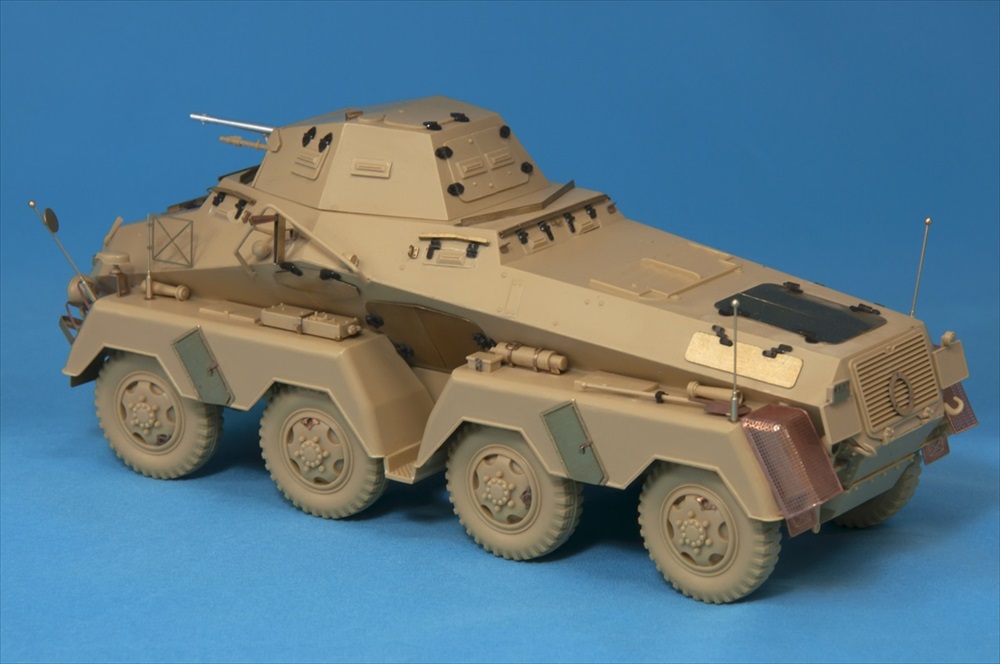SD.KFZ 232 8 RAD AFV Club 35232