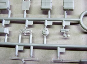 画像17: サンダーモデル[TB35001]1/35 WWII米 軍用トラクター ケース VAI (17)