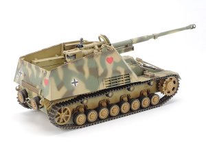 画像3: タミヤ[TAM32600] 1/48 ドイツ 重対戦車自走砲 ナースホルン (3)