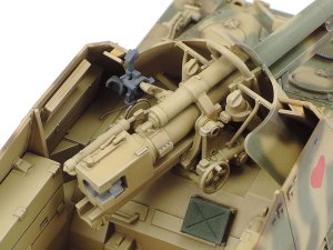 画像6: タミヤ[TAM32600] 1/48 ドイツ 重対戦車自走砲 ナースホルン (6)