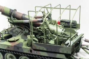 画像5: AFV  Club[FV35350]1/35 ドイツ軍 M110A2G 203mm自走榴弾砲 (5)