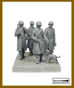 画像2: アルデンヌミニチュア[AR35065]1/35 WWII アメリカ陸軍歩兵No.2 マフラーを巻いた歩兵 (2)