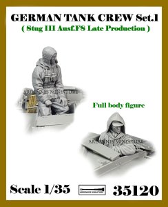 画像1: アルデンヌミニチュア[AR35120]1/35 WWII ドイツ 冬季装備の突撃砲乗員セットN.1 III号突撃砲F/8型後期型用(2体入) (1)