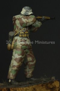 画像6: Alpine Miniatures[AM16029] 1/16 ドイツ擲弾兵(Gew.43射撃中) (6)