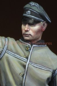 画像4: Alpine Miniatures[AM35096]1/35 アルデンヌ戦でのヨーゼフ・ディーフェンシュタールSS大尉 (4)