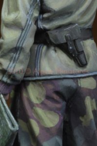 画像5: Alpine Miniatures[AM35096]1/35 アルデンヌ戦でのヨーゼフ・ディーフェンシュタールSS大尉 (5)