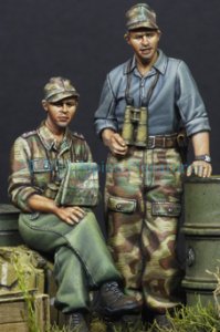 画像2: Alpine Miniatures[AM35101]1/35 ドイツ戦車クルーセット　夏服(２体) (2)