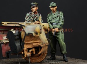 画像2: Alpine Miniatures[AM35147]1/35 武装親衛隊戦車クルーセット（2体） (2)