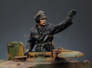 画像4: Alpine Miniatures[AM35172]1/35 武装親衛隊装甲部隊指揮官(革ジャケット着用)#1 (4)