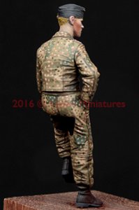 画像5: Alpine Miniatures[AM35224]1/35 WWII独 武装親衛隊 ティーガー搭乗員(1944-45)(パンツァージャケット) (5)
