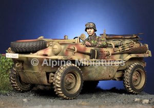 画像2: Alpine Miniatures[AM35279]1/35 WWII ドイツ武装親衛隊 シュビムワーゲンドライバーHJ (2)