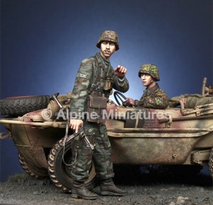 画像2: Alpine Miniatures[AM35280]1/35 WWII ドイツ武装親衛隊 士官＆ドライバーセットHJ (2)