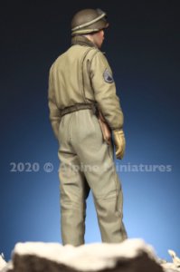 画像8: Alpine Miniatures[AM35284]1/35 WWII 米陸軍マフラー姿の戦車長＃1 (8)