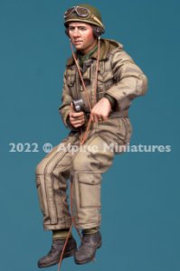 画像6: Alpine Miniatures[AM35296]1/35 WWII イギリス陸軍戦車長＃1 マイクを持つ戦車長 (6)