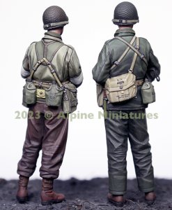画像3: Alpine Miniatures[AM35314]1/35 WWII アメリカ陸軍歩兵 歩兵と衛生兵(2体セット) (3)